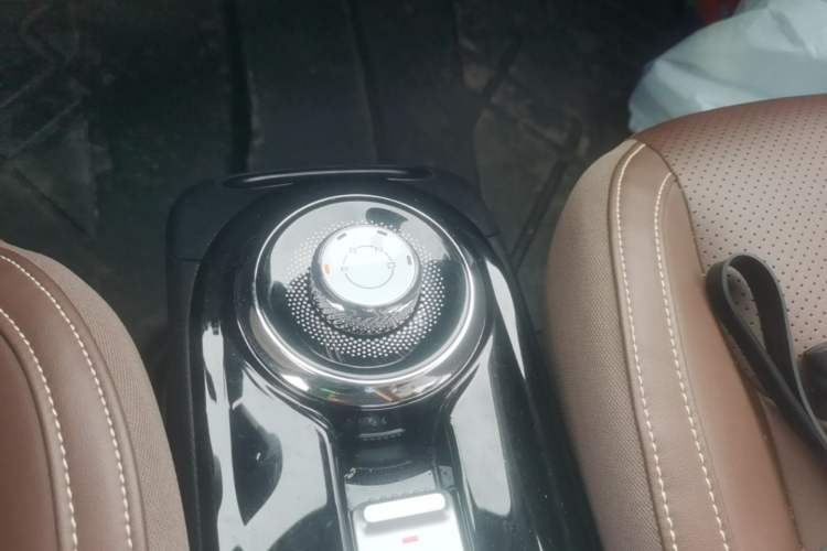 Used Wuling Bingo 2023 333 km Lingxi Connected+ Version Gear Lever