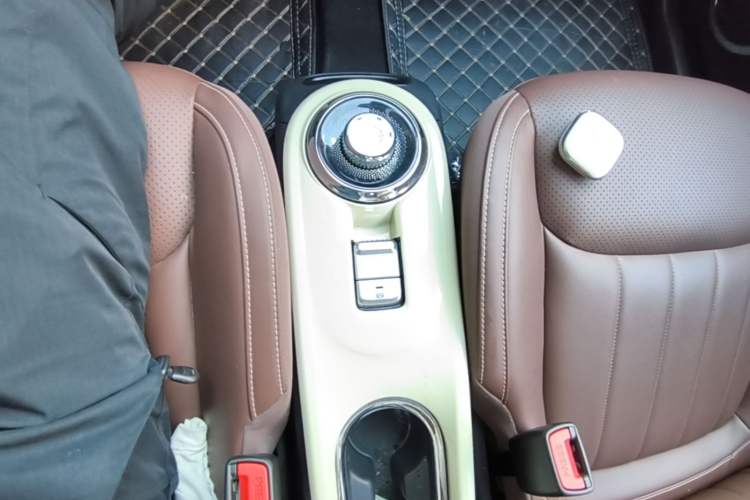 Used Wuling Bingo 2023 410 km Lingxi Deluxe Edition Gear Lever