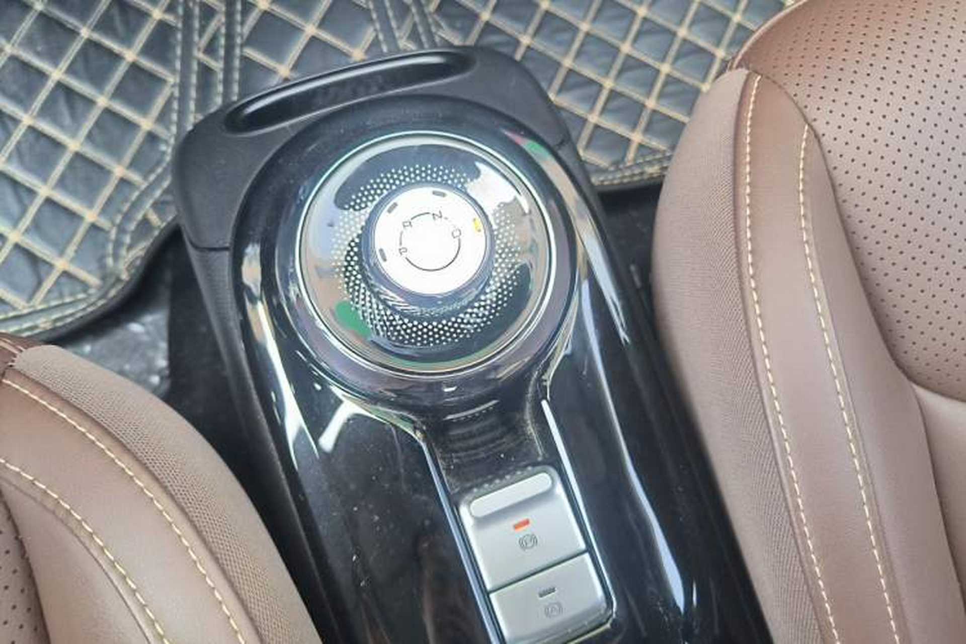 Used Wuling Bingo 2023 333 km Lingxi Connected Version Gear Lever