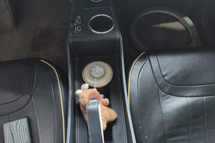Used Wuling Bingo 2023 203km Light Edition Gear Lever