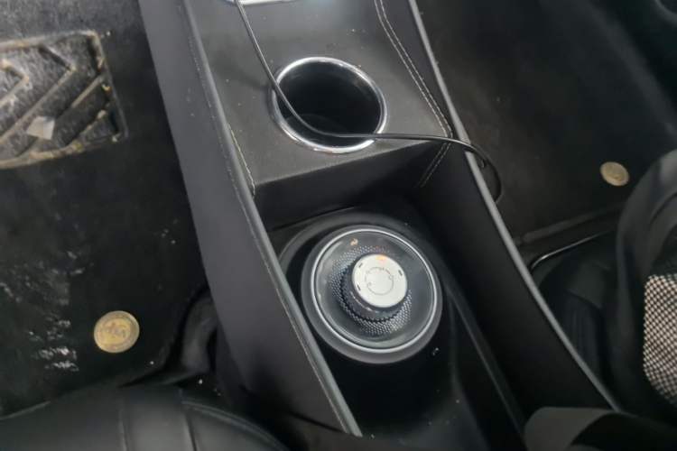 Used Wuling Bingo 2023 203km Comfort Edition Gear Lever