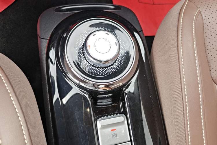 Used Wuling Bingo 2023 333 km Lingxi Connected+ Version Gear Lever