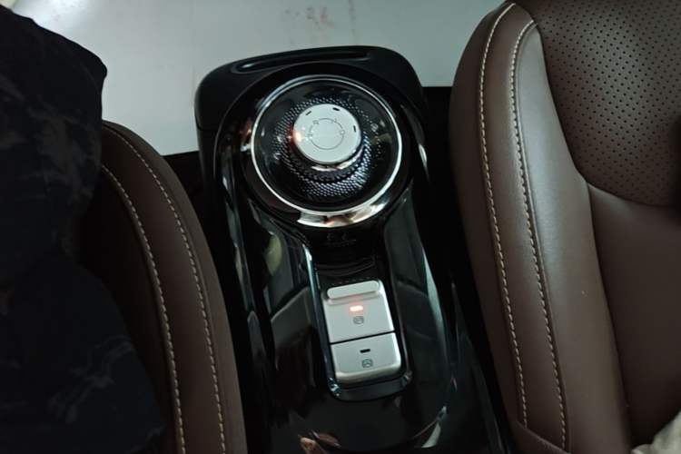 Used Wuling Bingo 2023 333 km Lingxi Connected+ Version Gear Lever