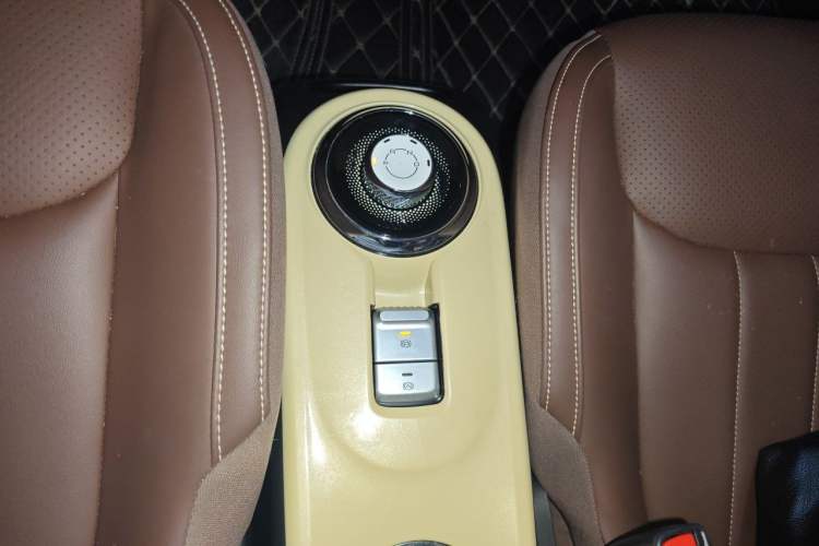 Used Wuling Bingo 2023 333 km Lingxi Connected+ Version Gear Lever