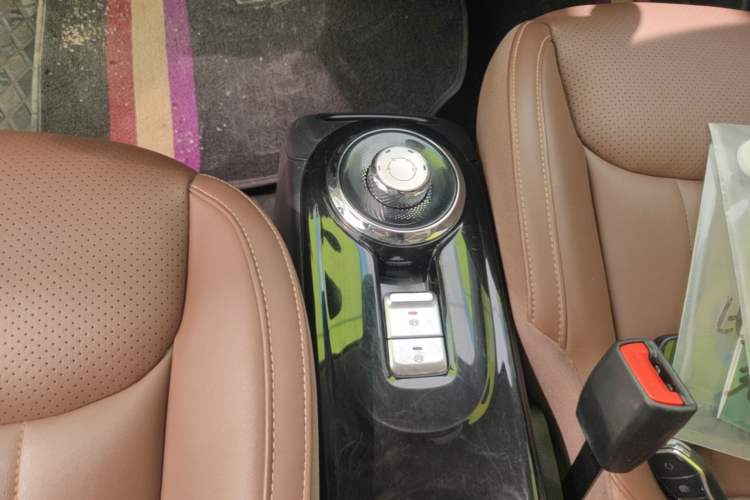 Used Wuling Bingo 2023 333 km Lingxi Connected Version Gear Lever
