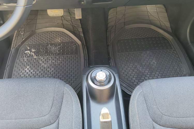Used Wuling Bingo 2023 333 km Fast-Share Version Gear Lever