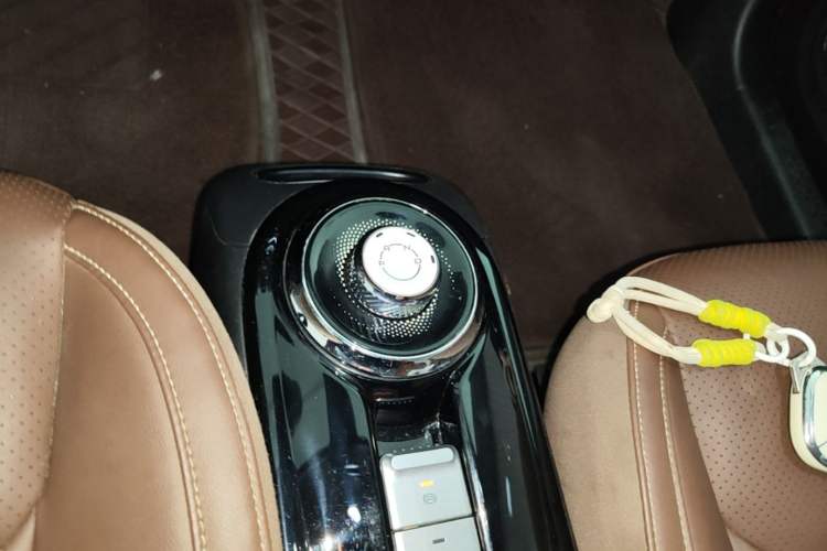 Used Wuling Bingo 2023 333 km Lingxi Connected Version Gear Lever