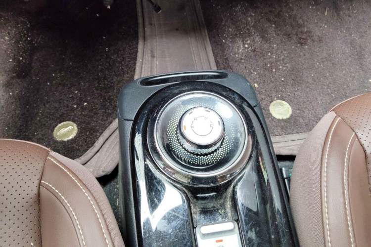Used Wuling Bingo 2023 333 km Enjoyment Version Gear Lever