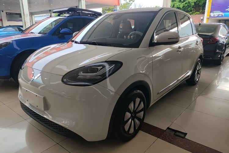 Used Wuling Bingo 2023 333 km Lingxi Connected Version Guazi used car, China used car export, Used car for sale, Used  cars, Cheapest cars for sale