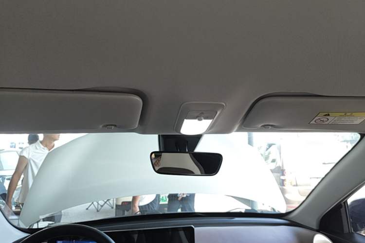 Used Wuling Bingo 2023 203km Comfort Edition Headliner
