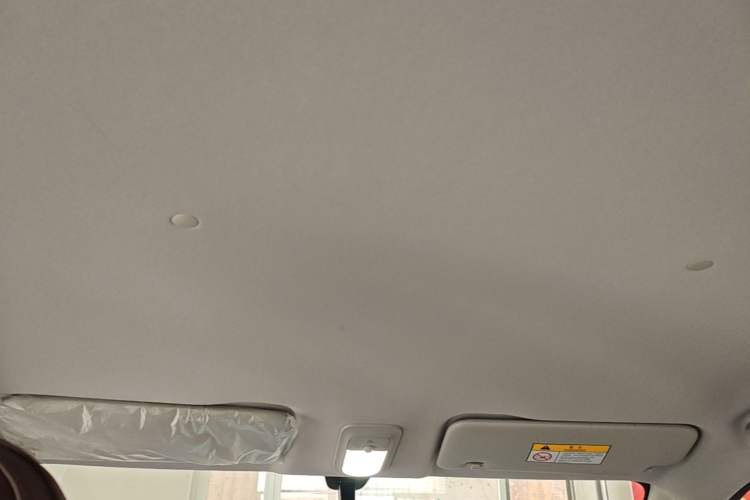 Used Wuling Bingo 2023 333 km Enjoyment Version Headliner