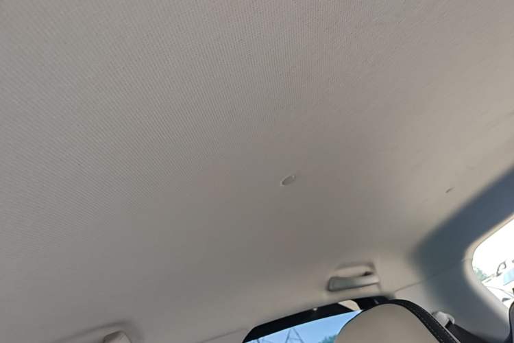 Used Wuling Bingo 2023 333 km Enjoyment Version Headliner