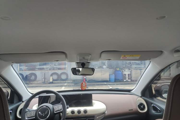 Used Wuling Bingo 2023 333 km Lingxi Connected Version Headliner