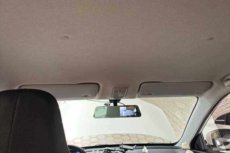Used Wuling Bingo 2023 203km Light Edition Headliner