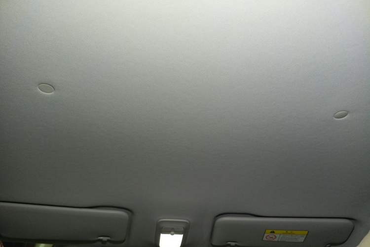 Used Wuling Bingo 2023 203km Comfort Edition Headliner