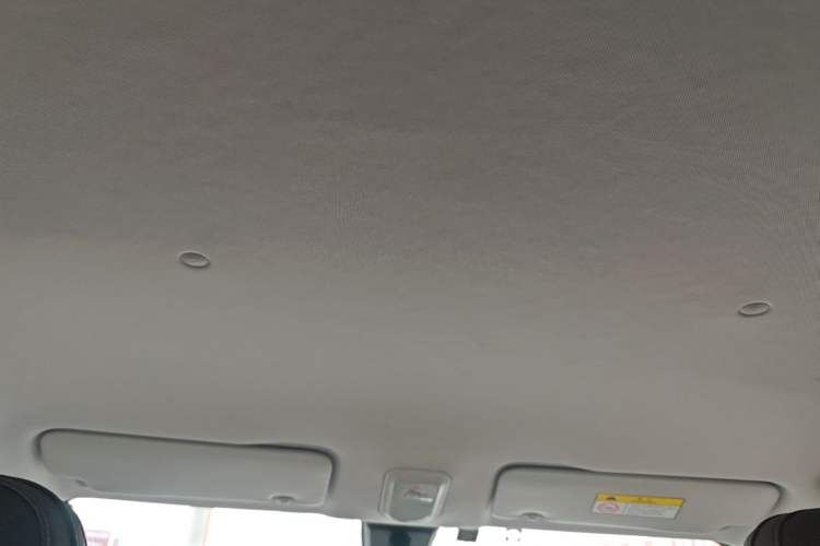 Used Wuling Bingo 2023 333 km Enjoyment Version Headliner