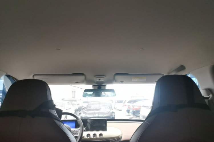 Used Wuling Bingo 2023 203km Comfort Edition Headliner