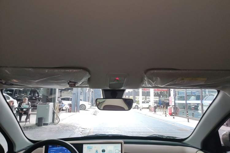 Used Wuling Bingo 2023 203km Comfort Edition Headliner