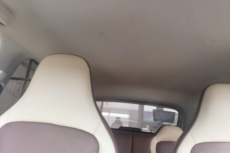 Used Wuling Bingo 2023 333 km Fast-Share Version Headliner