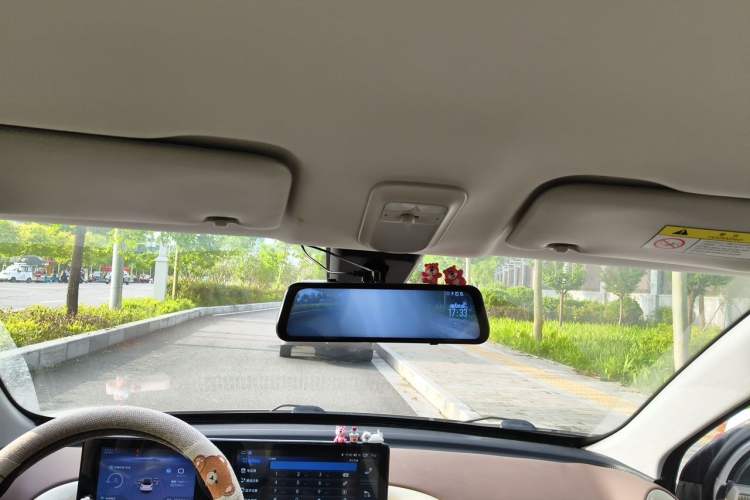Used Wuling Bingo 2023 203km Comfort Edition Headliner