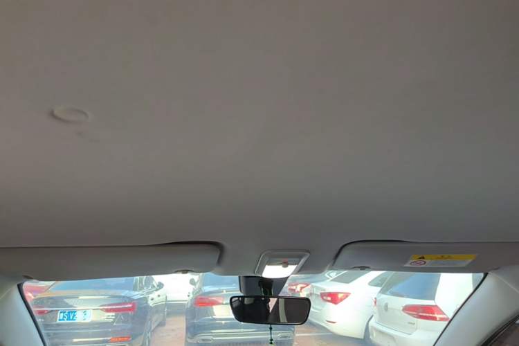 Used Wuling Bingo 2023 333 km Lingxi Connected Version Headliner