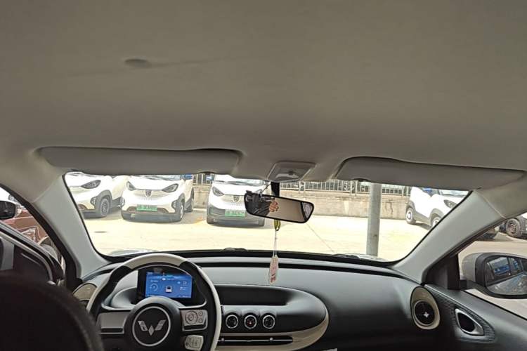 Used Wuling Bingo 2023 203km Light Edition Headliner
