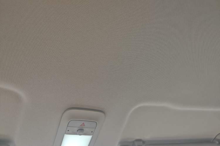 Used Wuling Bingo 2023 410 km Lingxi Deluxe Edition Headliner