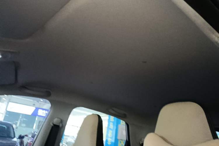 Used Wuling Bingo 2023 203km Light Edition Headliner