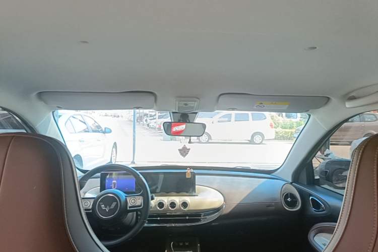 Used Wuling Bingo 2023 333 km Enjoyment Version Headliner