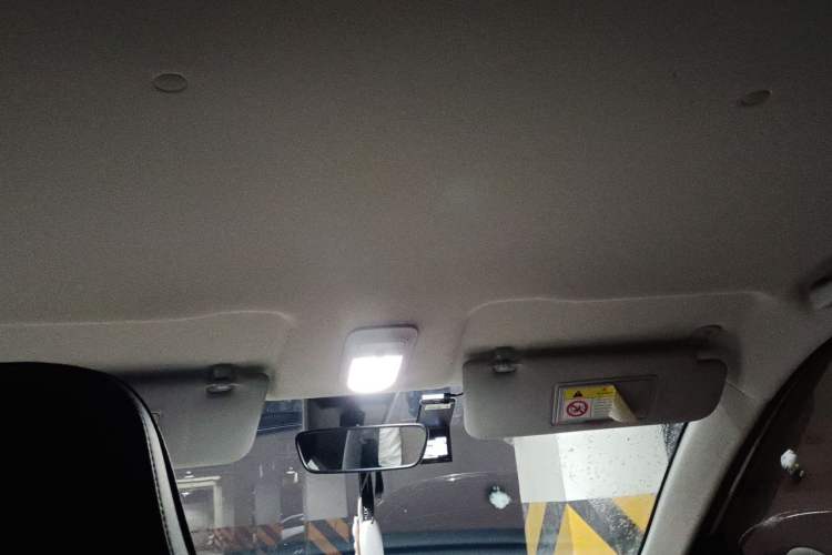 Used Wuling Bingo 2023 410 km Lingxi Deluxe Edition Headliner