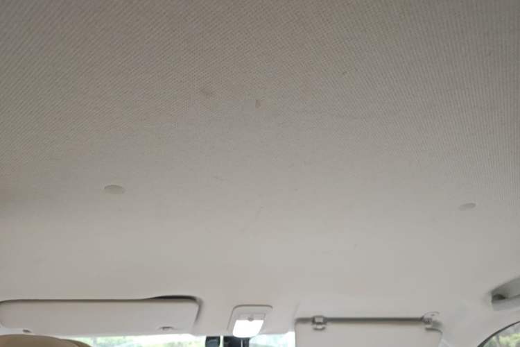 Used Wuling Bingo 2023 203km Light Edition Headliner