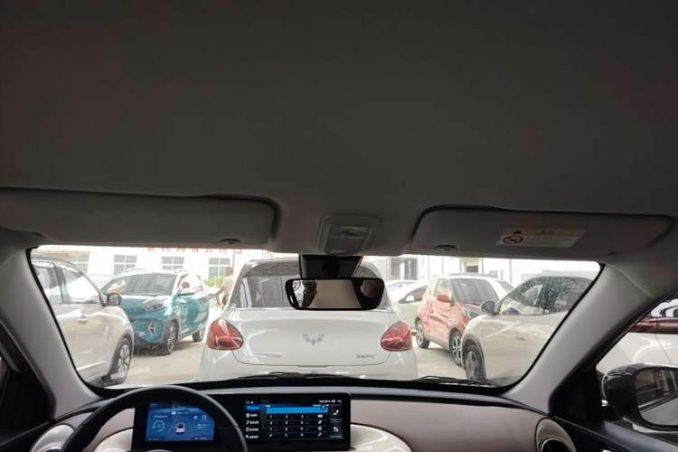 Used Wuling Bingo 2023 333km Enjoy+ Version Headliner