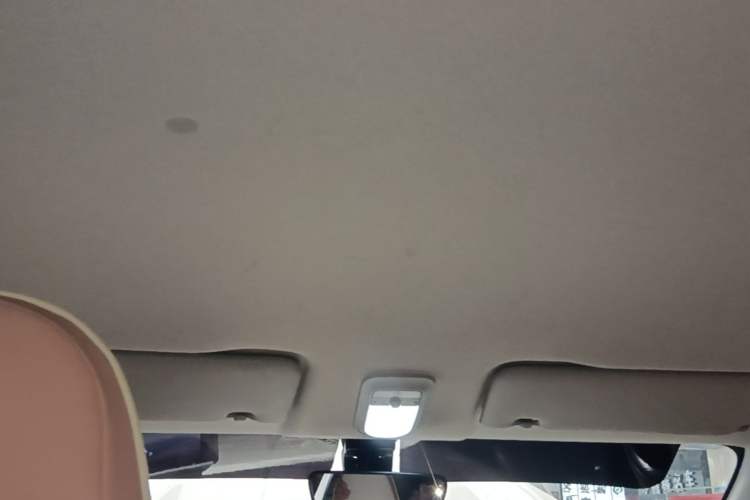 Used Wuling Bingo 2023 203km Light Edition Headliner
