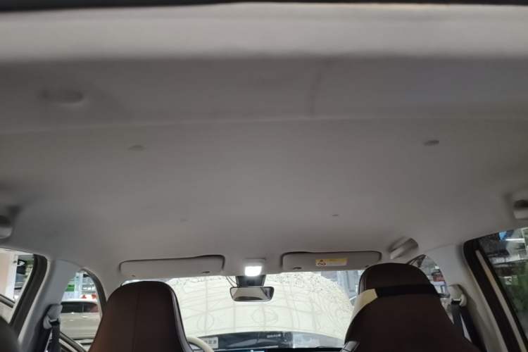 Used Wuling Bingo 2023 333km Enjoy+ Version Headliner