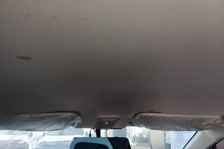 Used Wuling Bingo 2023 203km Light Edition Headliner