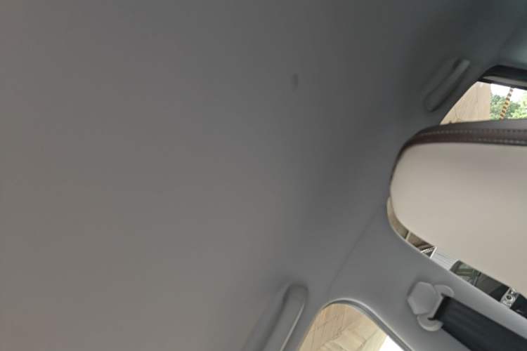 Used Wuling Bingo 2023 410 km Lingxi Deluxe Edition Headliner