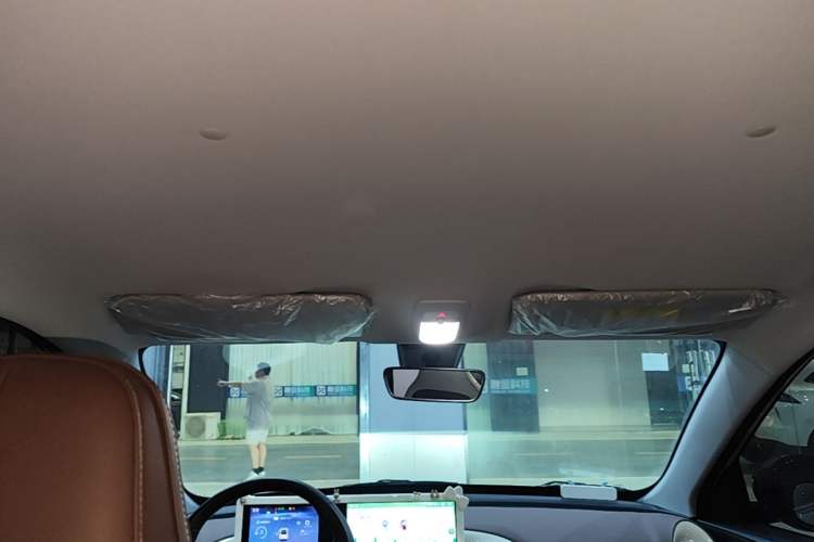 Used Wuling Bingo 2023 333km Enjoy+ Version Headliner
