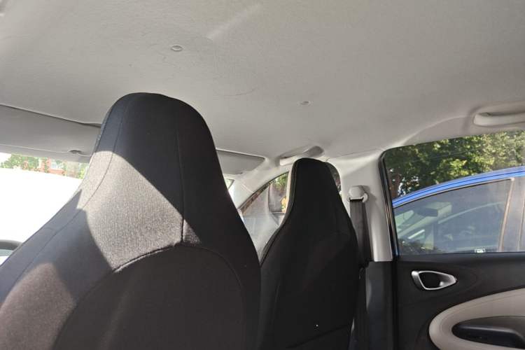 Used Wuling Bingo 2023 203km Light Edition Headliner