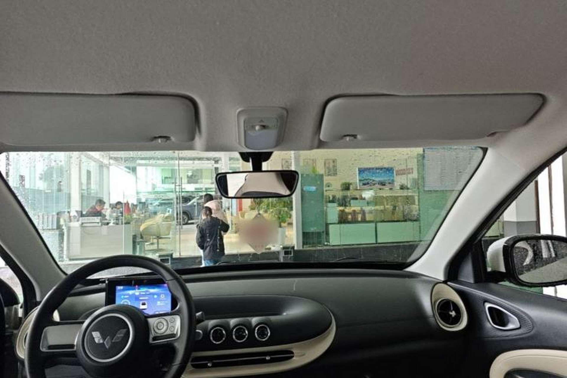 Used Wuling Bingo 2023 203km Light Edition Headliner