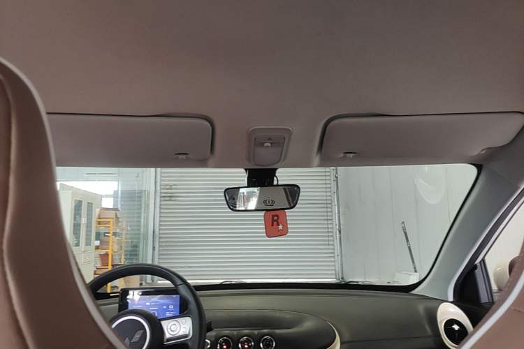 Used Wuling Bingo 2023 203km Light Edition Headliner