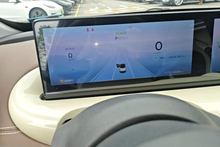 Used Wuling Bingo 2023 333 km Lingxi Connected+ Version Instrument Cluster