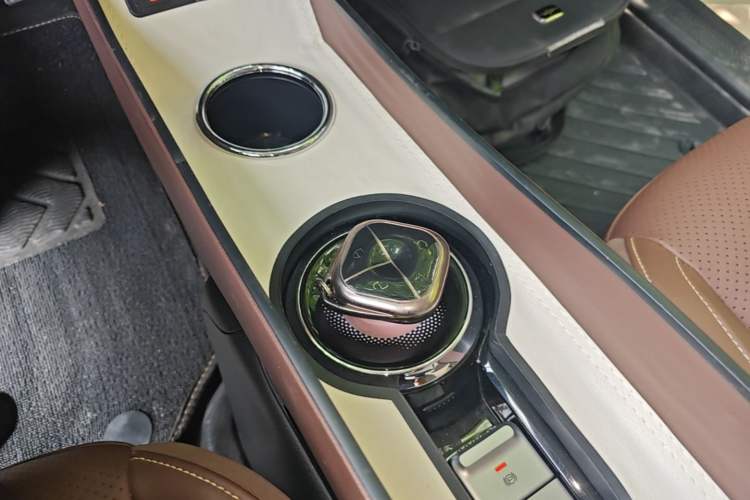 Used Wuling Bingo 2023 333 km Enjoyment Version Interior 1