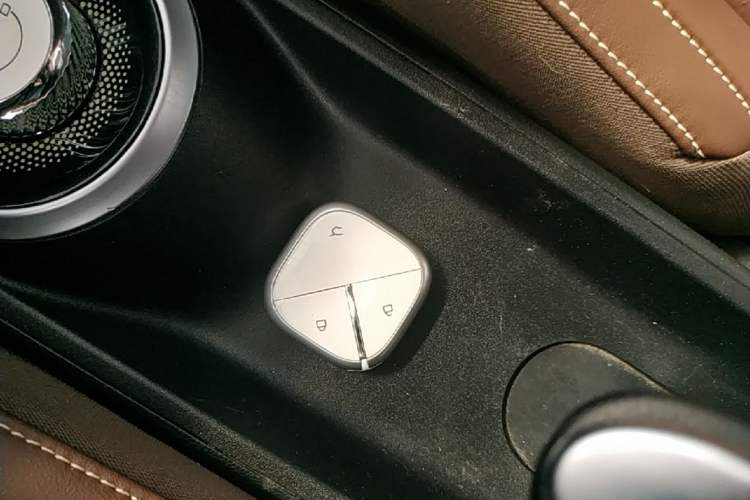 Used Wuling Bingo 2023 203km Comfort Edition Interior 1