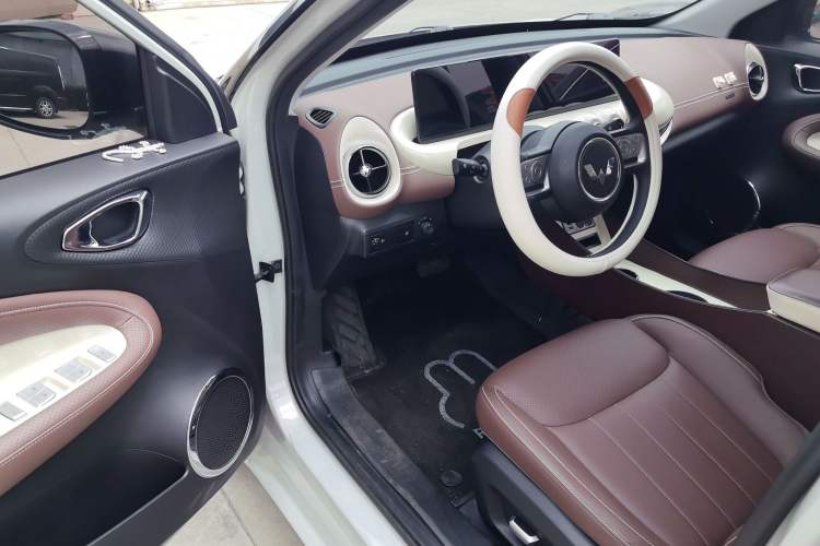 Used Wuling Bingo 2023 333 km Lingxi Connected+ Version Interior 1