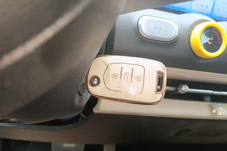 Used Wuling Bingo 2023 333 km Fast-Share Version Interior 1