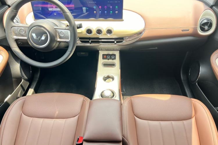 Used Wuling Bingo 2023 333 km Lingxi Connected+ Version Interior 1
