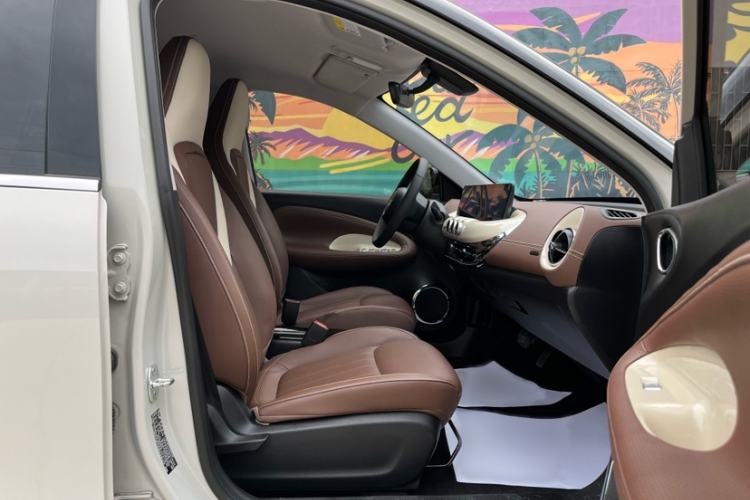 Used Wuling Bingo 2023 333 km Lingxi Connected Version Interior 1