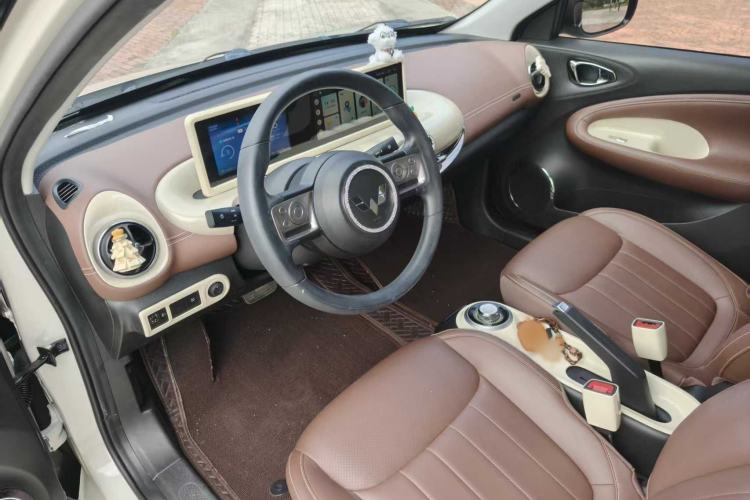 Used Wuling Bingo 2023 203km Comfort Edition Interior 1