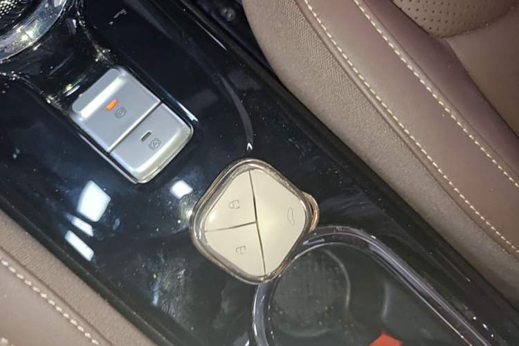 Used Wuling Bingo 2023 410 km Lingxi Deluxe Edition Interior 1