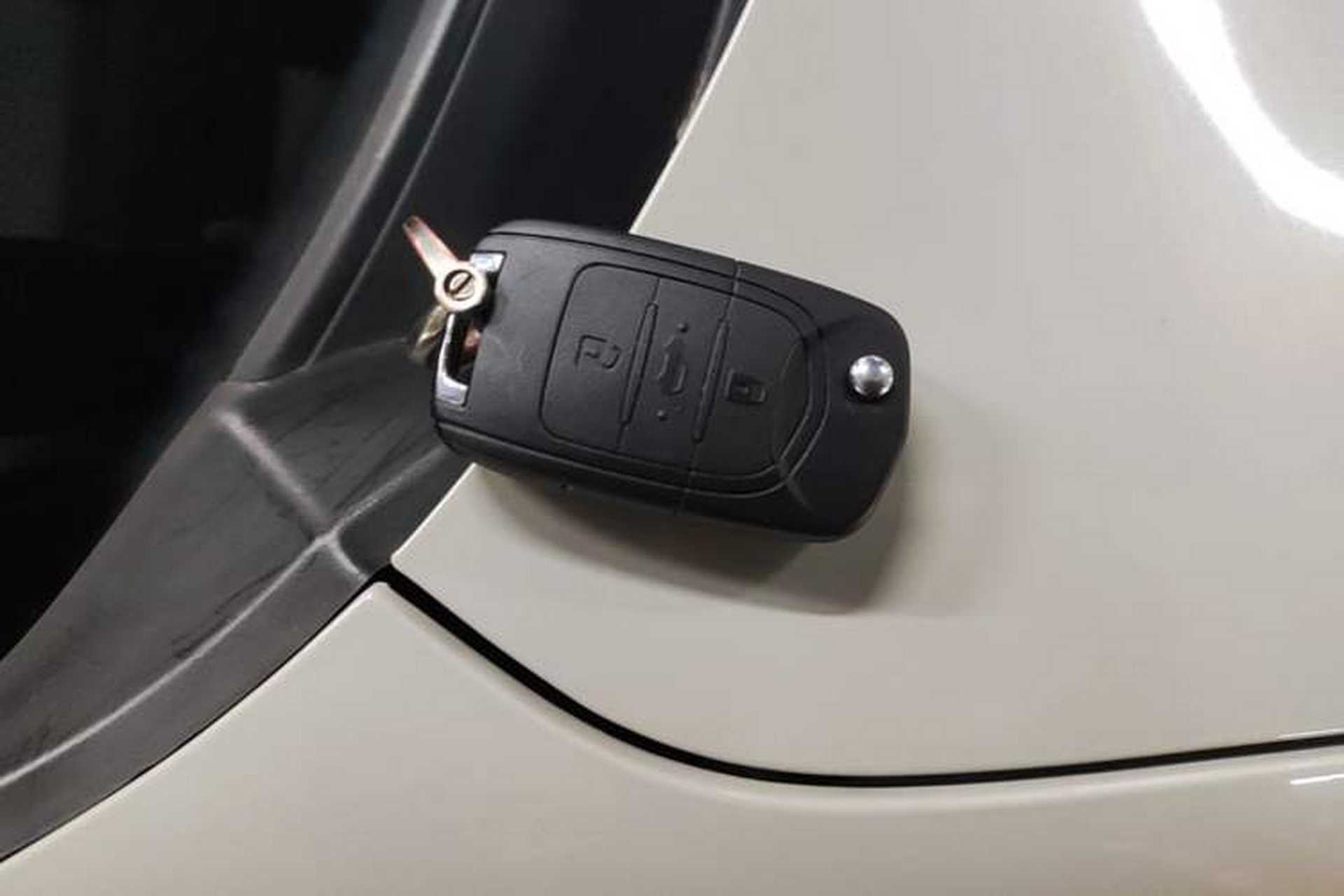 Used Wuling Bingo 2023 203km Comfort Edition Interior 1